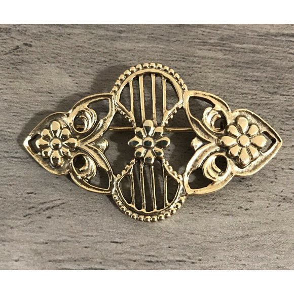 Unbranded Jewelry - Gold Tone Geometric, Swirls, Lines, Floral Brooch Pin